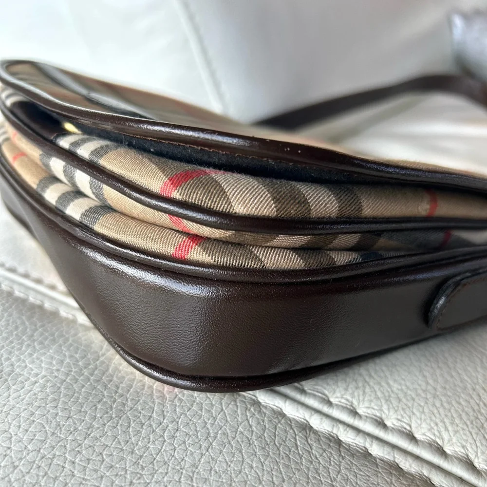 Burberry Nova Check Crossbody Vintage Bag - Picture 7 of 15
